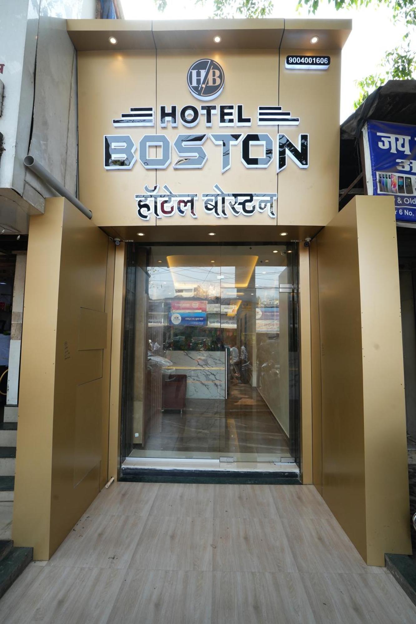 Hotel Boston Мумбаї Екстер'єр фото